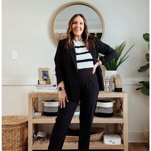 (2) PAIR Athleta Endless pants/comfortable and flattering. Price for both pair